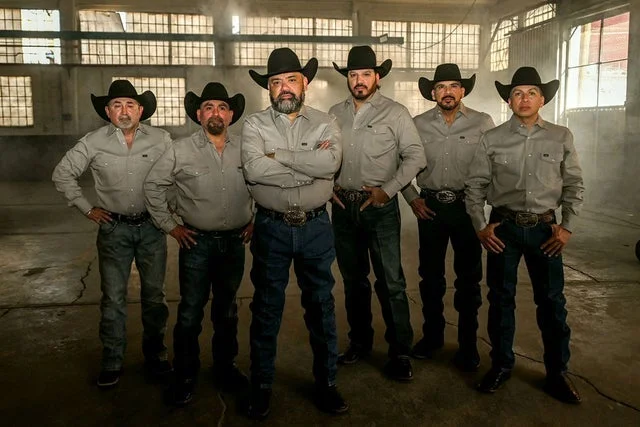 Imagen promocional de Intocable